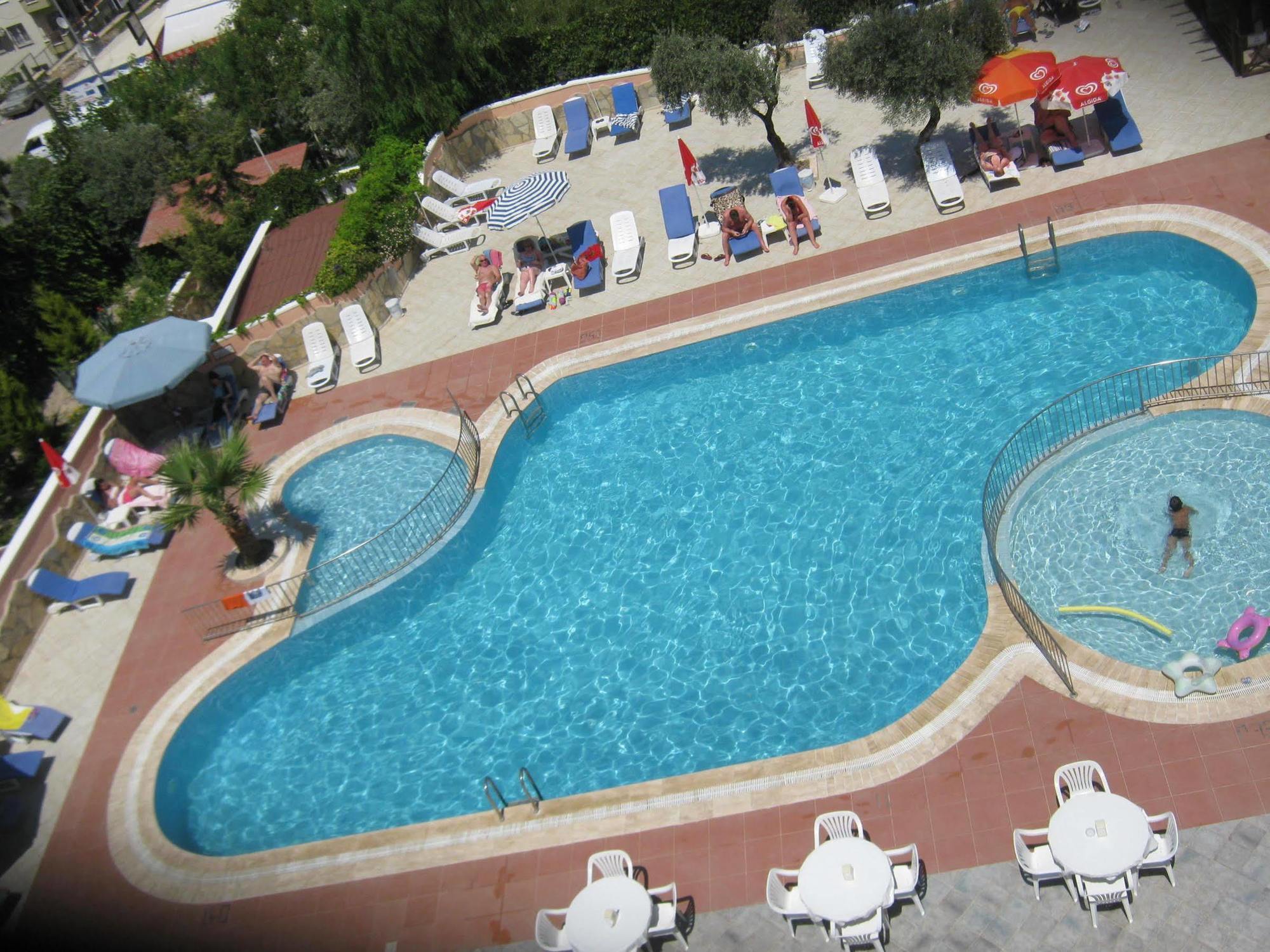 Oya Apartments Kuşadası Ngoại thất bức ảnh